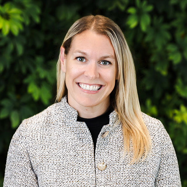 Img of 2023.03.24-Tasharna-Thompson-Henny-10-international-testimonial-web.