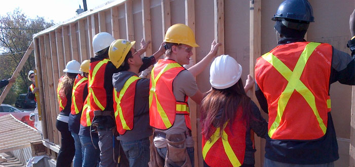 DC students work with Habitat for Humanity