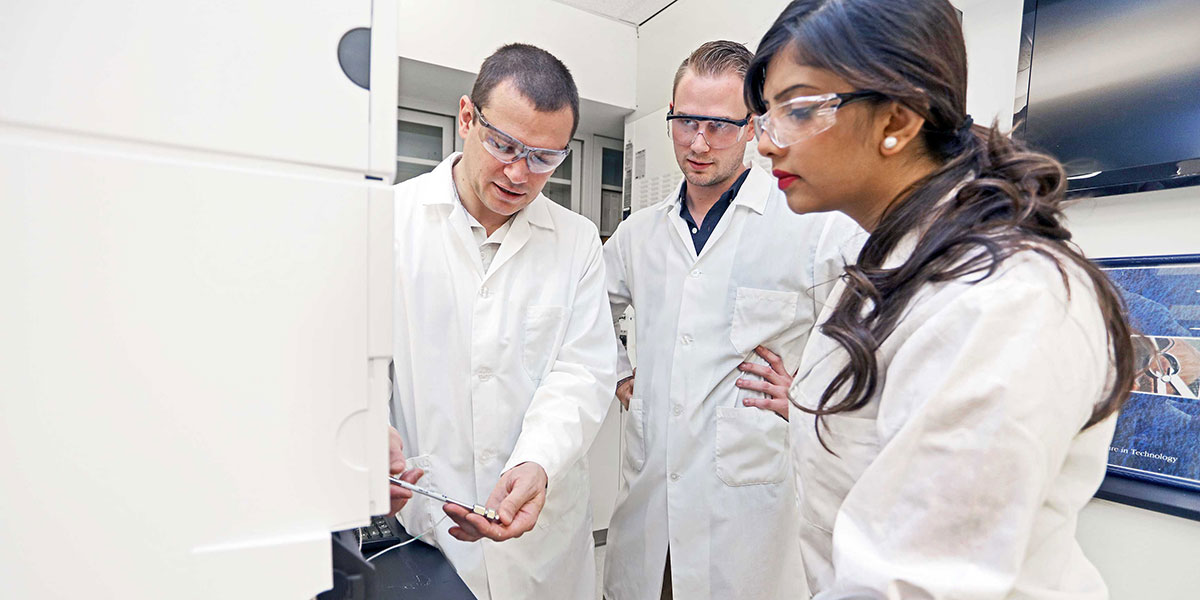 Lab technicians working in a lab