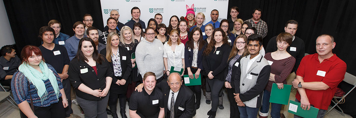 Roger Anderson and students at the Durham College Student and Donor Recognition Evening January 25, 2016 (Ian Goodall/Goodall Media Inc)
