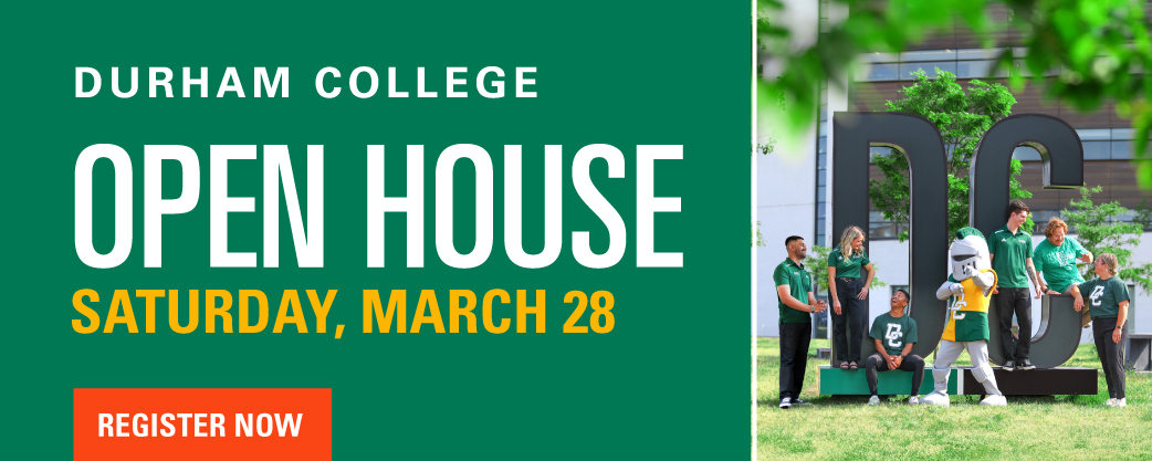 Themed signature banner